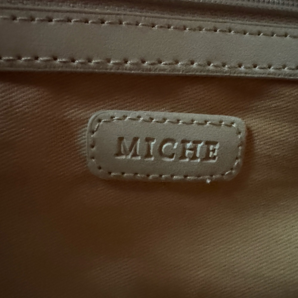 Used Miche vintage classic cream bag .. possibly 1990โs ๐๐ - Picture 4 of 7